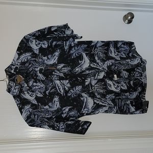 Button down short sleeve shirt
